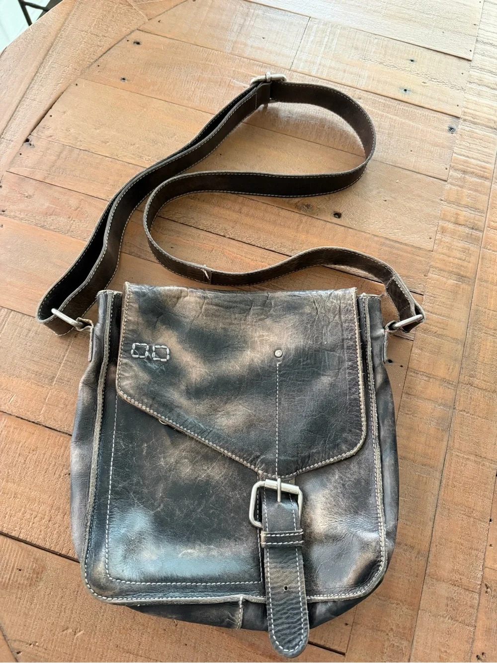 Leather Crossbody Messenger Bag - Distressed Black